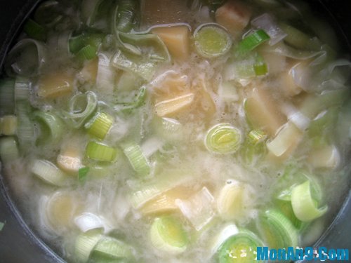 Hướng dẫn nấu súp khoai tây: Các bước nấu súp khoai tây ngon bổ cực dễ